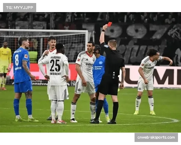 巴黎vs里昂关键战前哨：维蒂尼亚伤退，主队损一将客队残阵